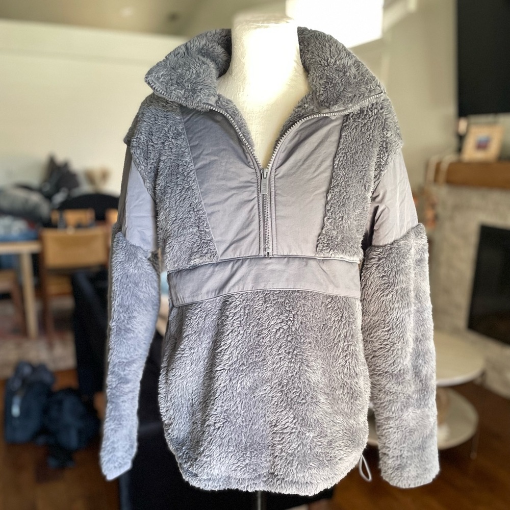 VS PINK gray fluffy oversized pullover half zip